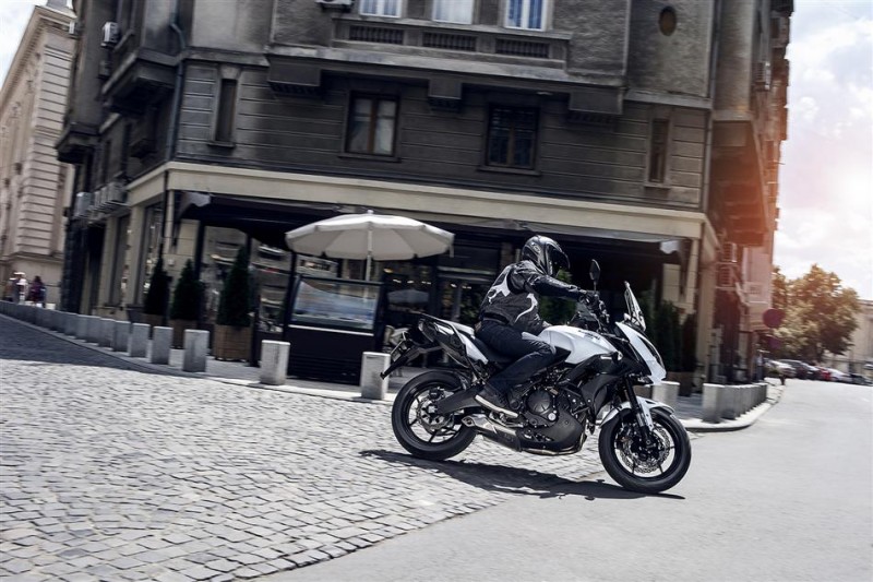 15MY_Versys 650_11