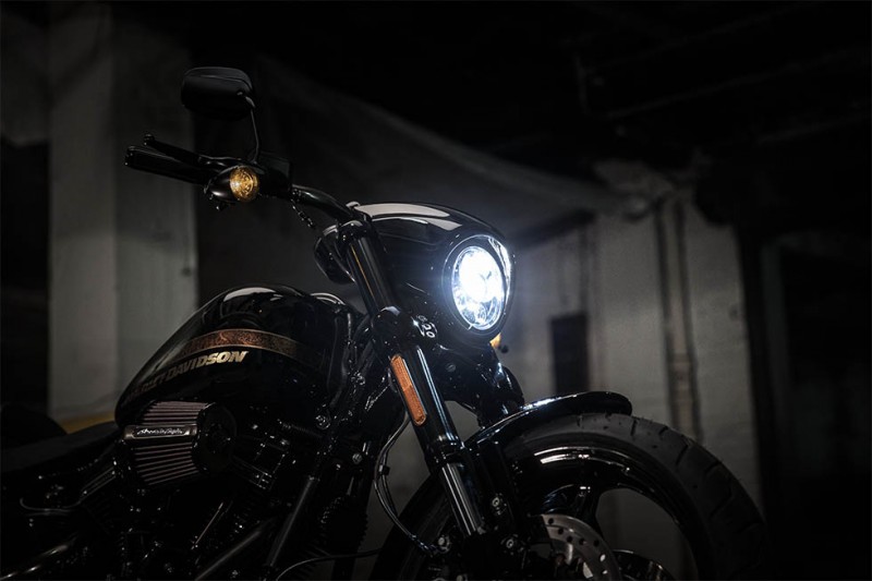 16-hd-cvo-pro-street-breakout-13-large