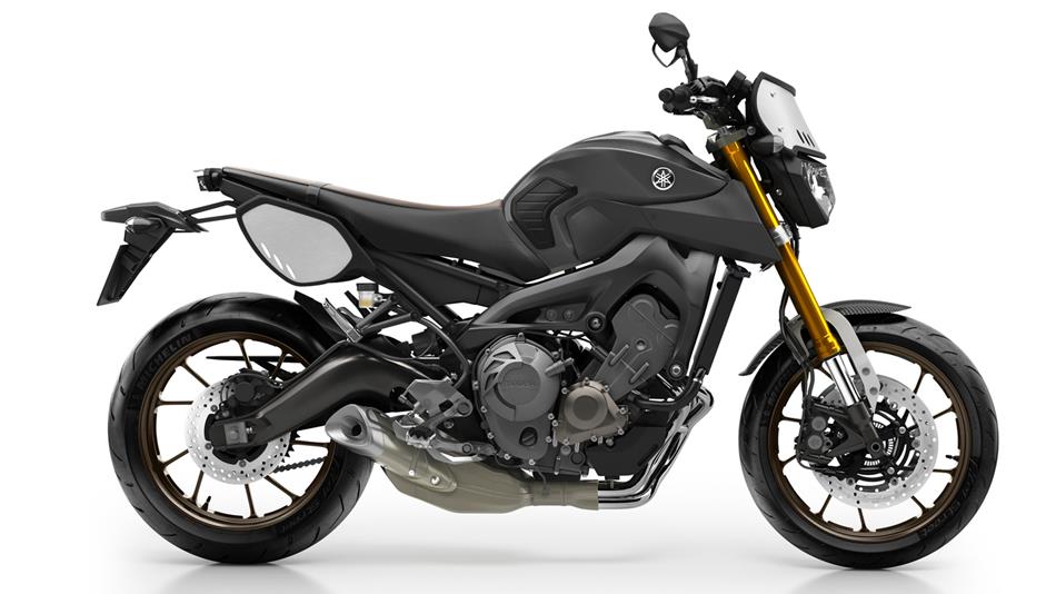 2014-Yamaha-MT09-Street-Tracker-EU-Matt-Grey-Studio-002