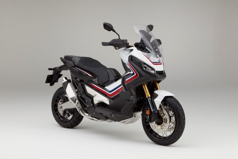 17YM X-ADV