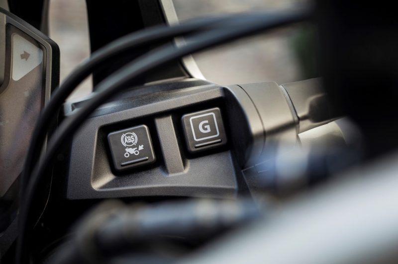 16YM CRF1000L Africa Twin Dashboard