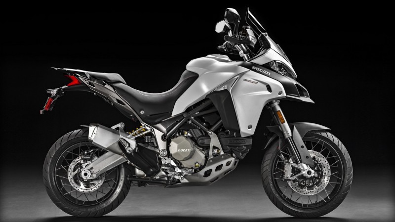 MTS-Enduro_2016_studio_W_C01_1920x1080.mediagallery_output_image_[1920x1080]
