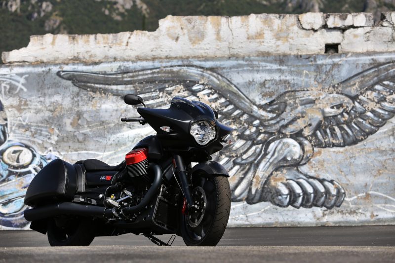 moto-guzzi-mgx-21_13