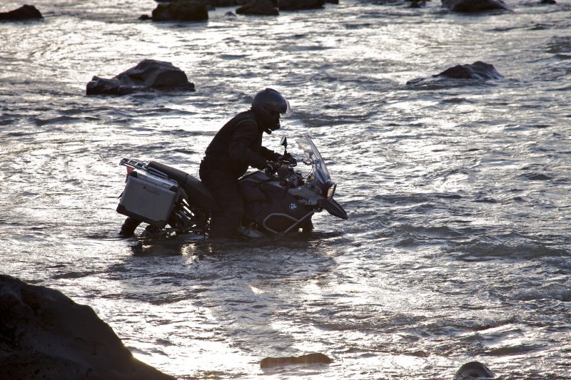 p90229487_highres_bmw-motorrad-congrat
