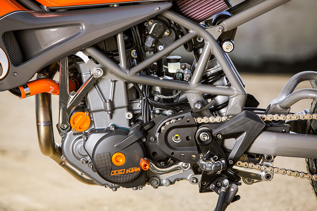 RSD-KTM-690-Tracker-2_Original