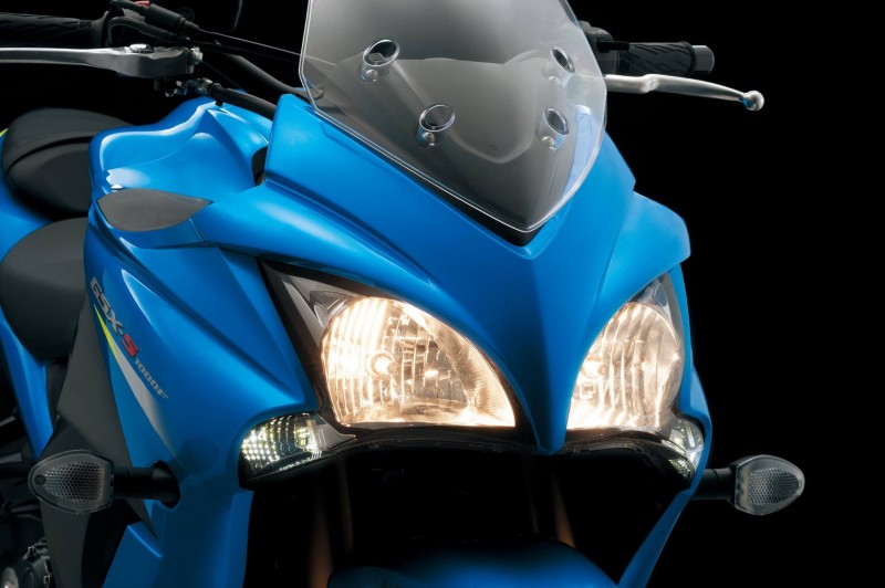 Suzuki GSX-S1000F 2015 (3)