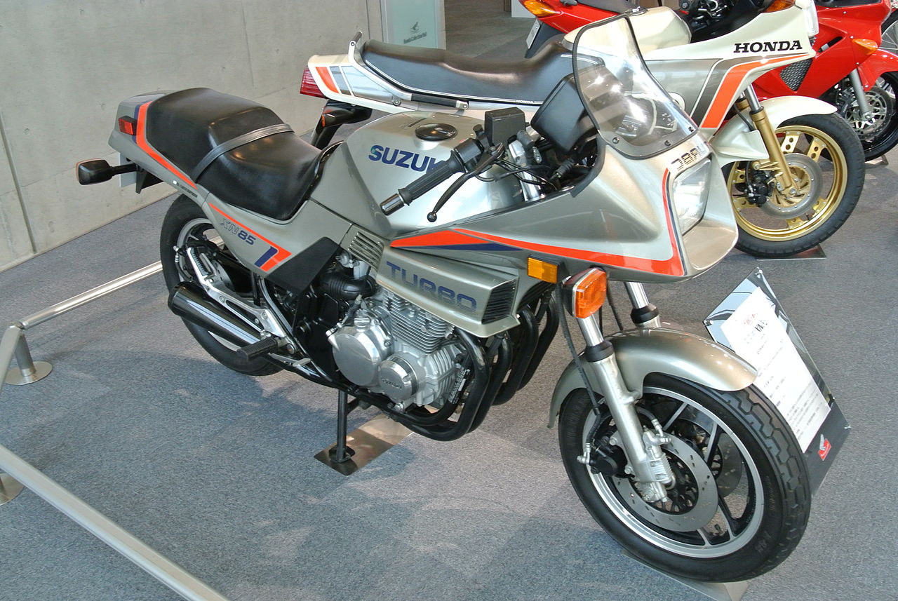 Suzuki_XN85