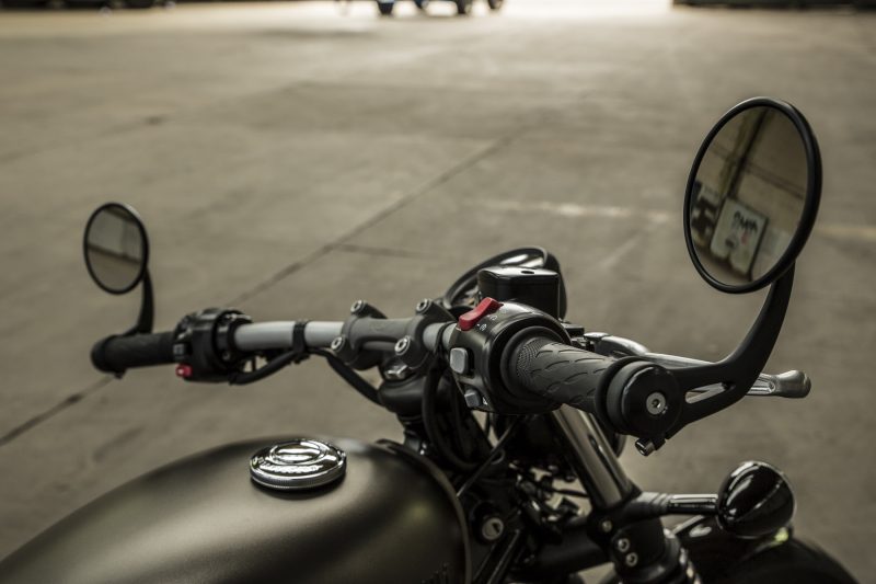 triumph-bonneville-bobber_11