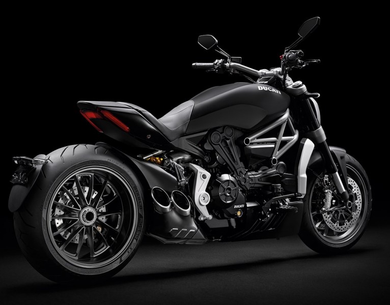 XDIAVEL02
