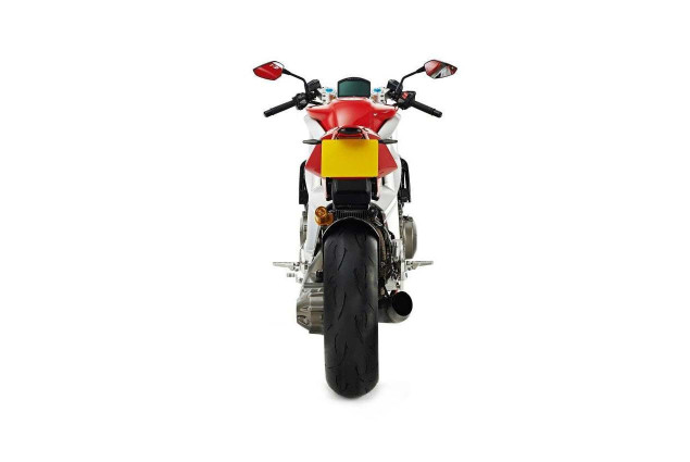 ariel ace (4)