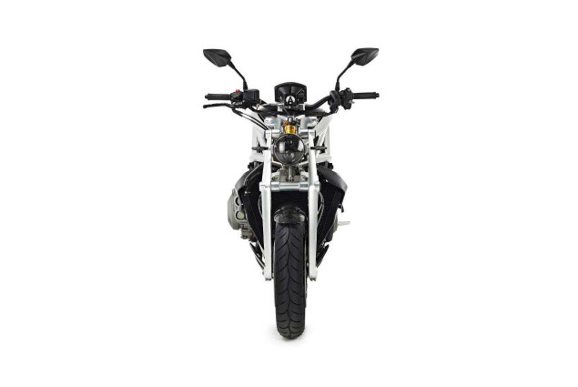 ariel ace (6)