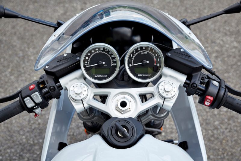 bmw-racer2