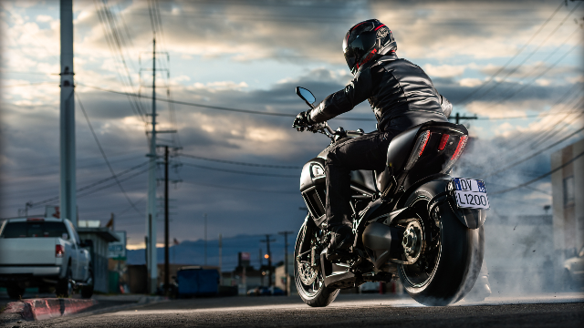 ducati diavel dark 2014 (1)