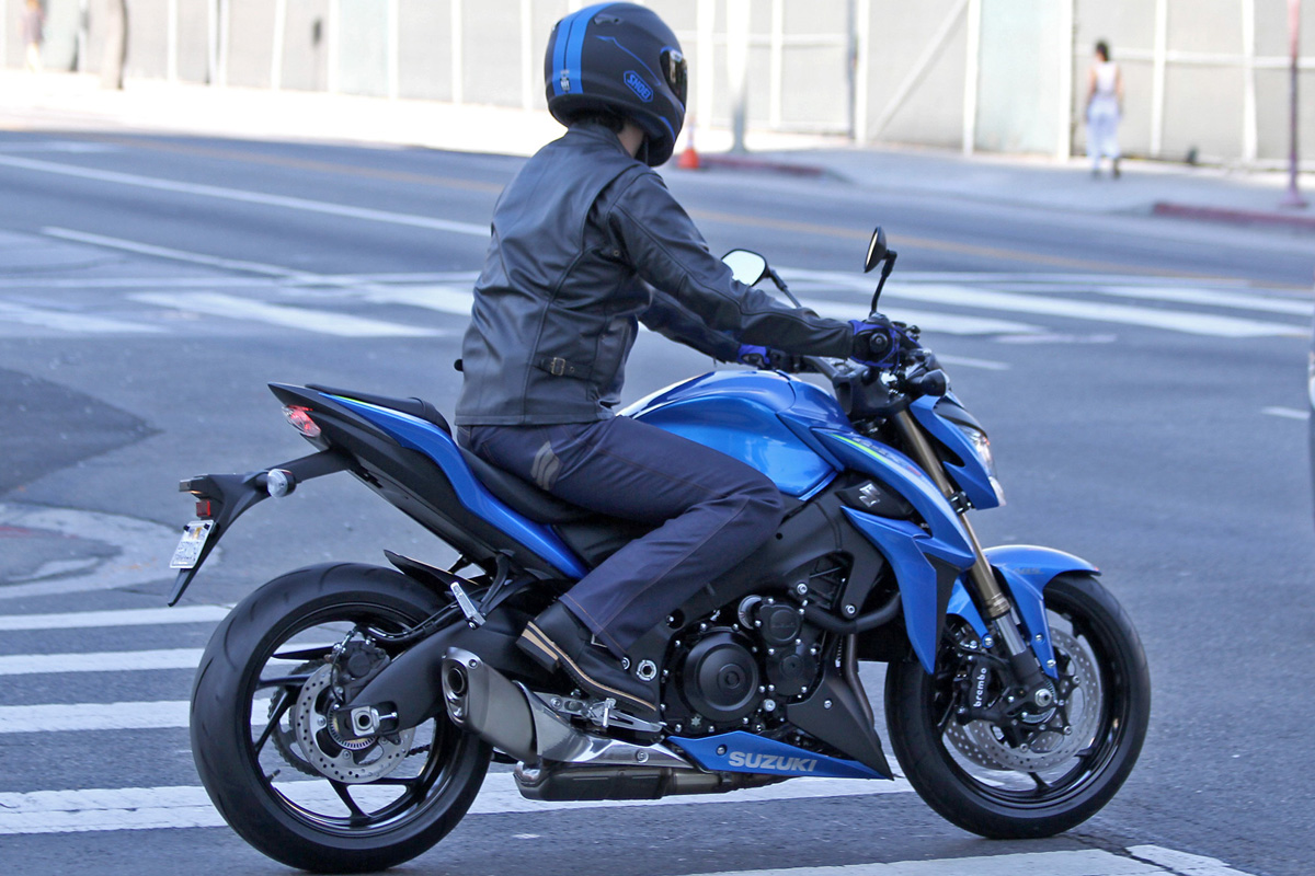 gsx-s10002