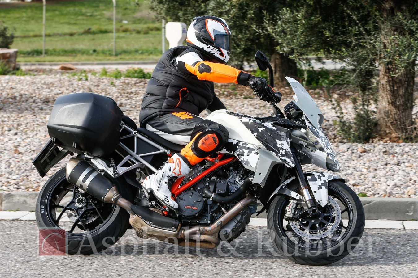 ktm superduke gt2