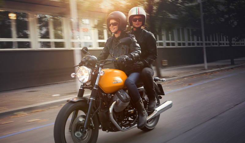 moto guzzi v7stone