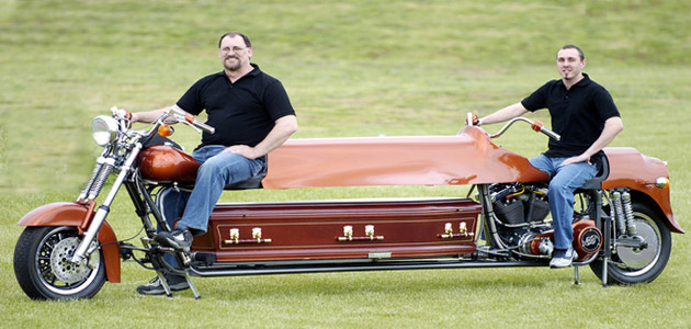 moto-hearse-630
