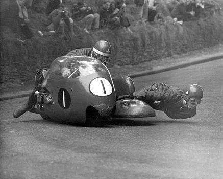 sidecar racing