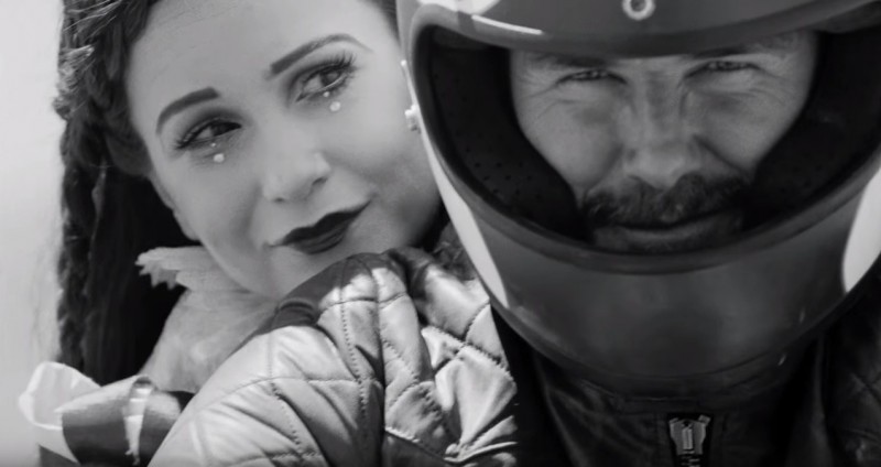 the-new-triumph-bonneville-1100-and-david-beckham-in-the-new-belstaff-movie-outlaws-video-photo-gallery_6