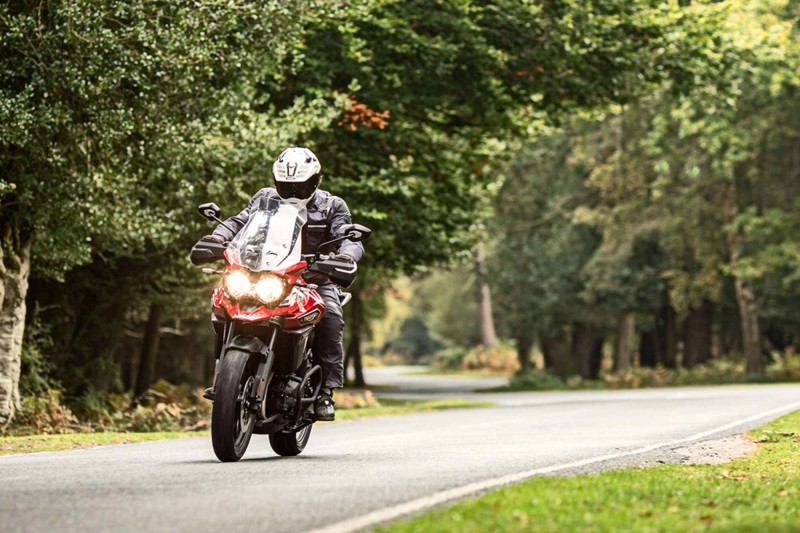 tiger_explorer_xrt_riding
