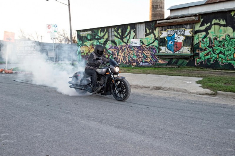 victory-motorcycles-2017-octane-14