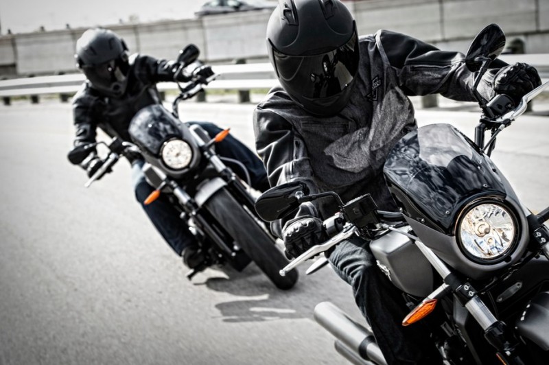 victory-motorcycles-2017-octane-7