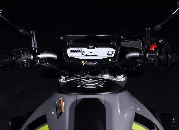 yamaha_2016_mt_07_moto_cage_details_009