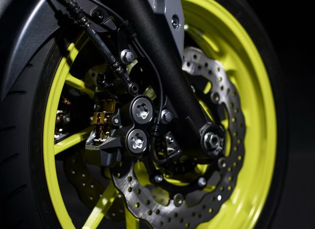 yamaha_2016_mt_07_moto_cage_details_011